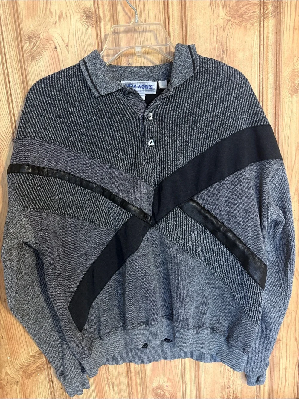 New Works Gray Knit Polo Pullover Black Stripe Panel Detail Men’s Size M Retro